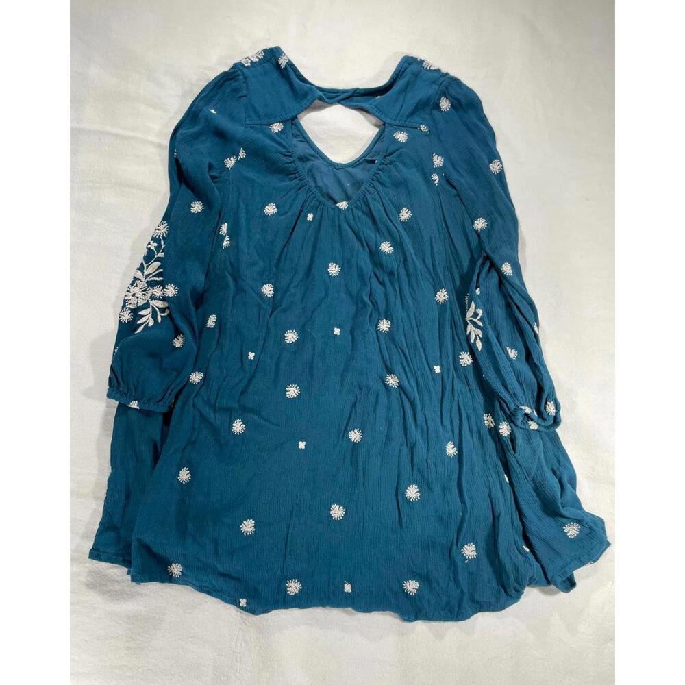 Free People S/M boho mini dress embroidered feminine long sleeve twirly - Picture 3 of 4